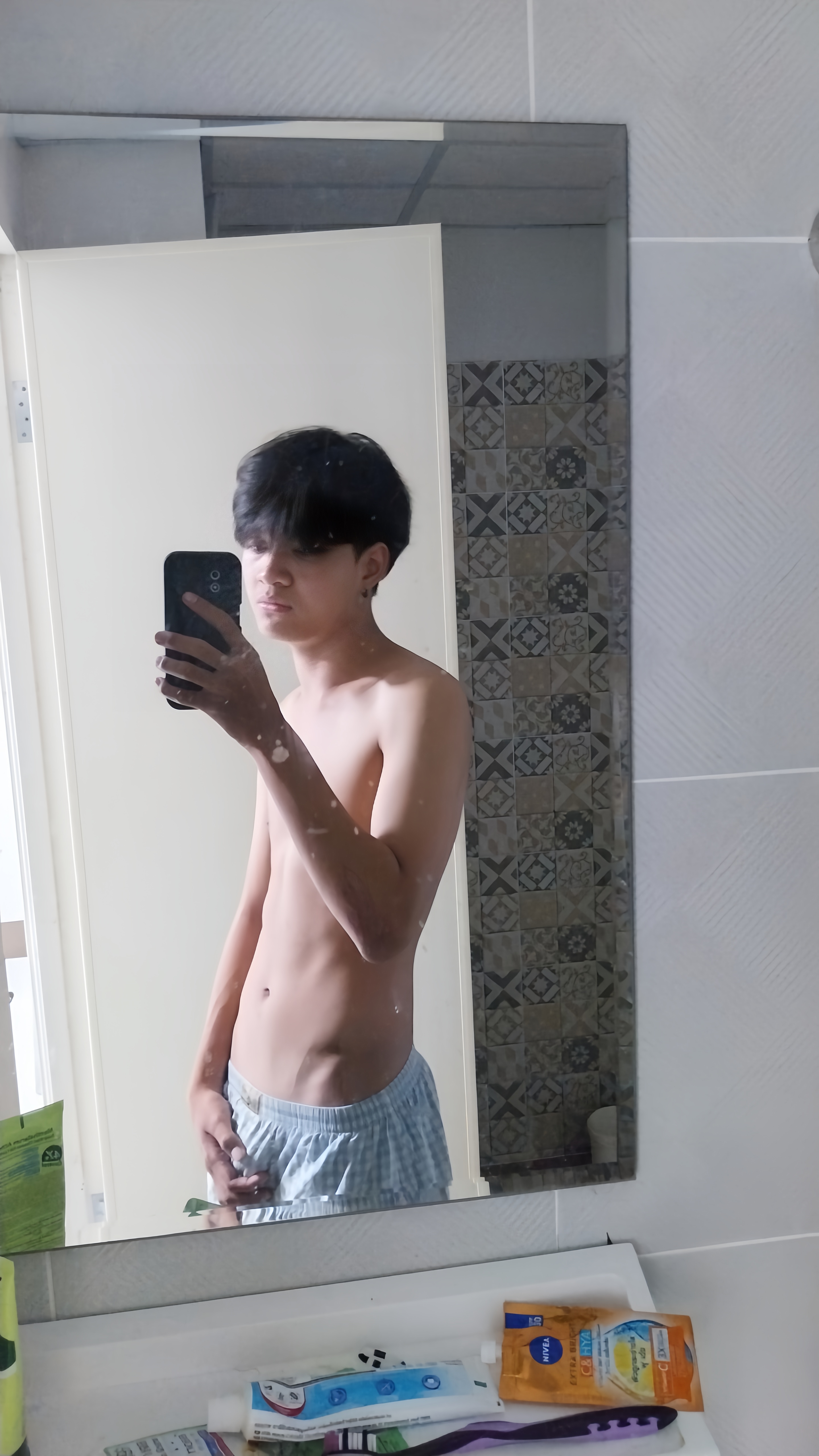เกย์ชลบุรี ไอซ์