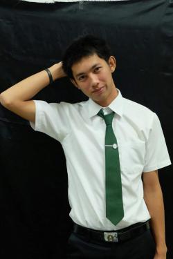 บูมม
