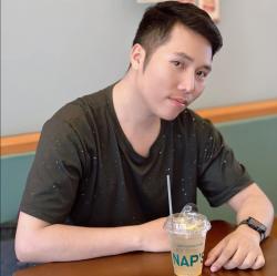 เกย์สกลนคร โคล่า